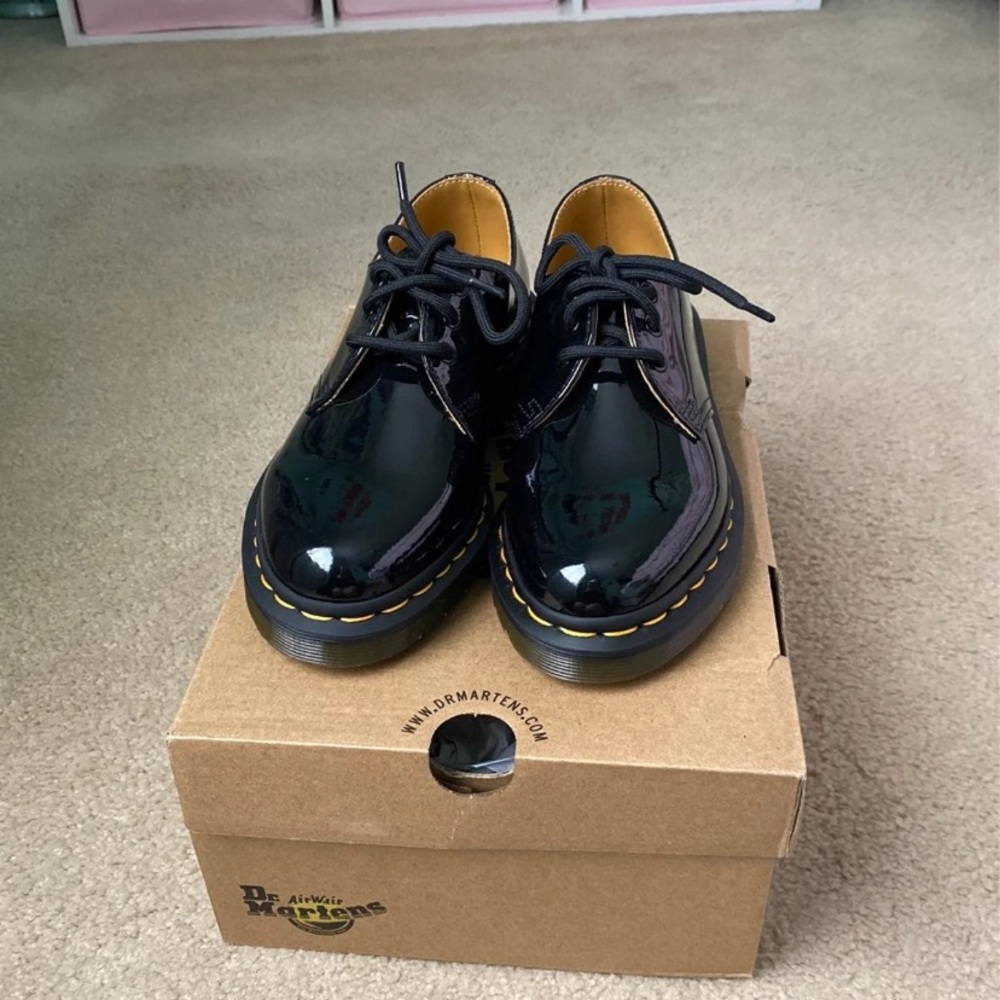 Dr. Martens 1461 Patent